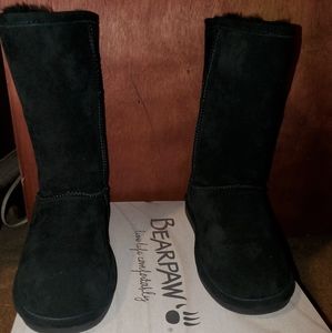 8 Wide Bear Paw  Emma